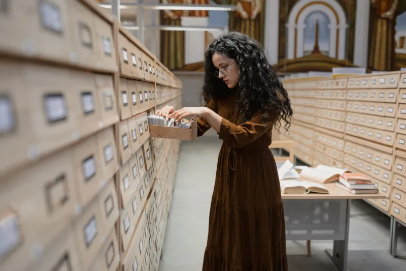 Whose Knowledge Gets the Top Shelf? Examining the Power Embedded in LCSH's Hierarchical Design